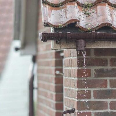 Brackenwood Roofline - Defective Guttering
