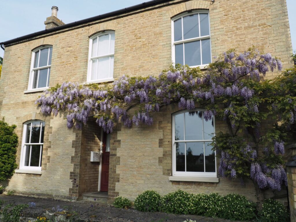 Double Glazing Basingstoke Reading Hampshire Installers Glazed doors Alton Winchester Whitchurch Surrey Berkshire Conservatories