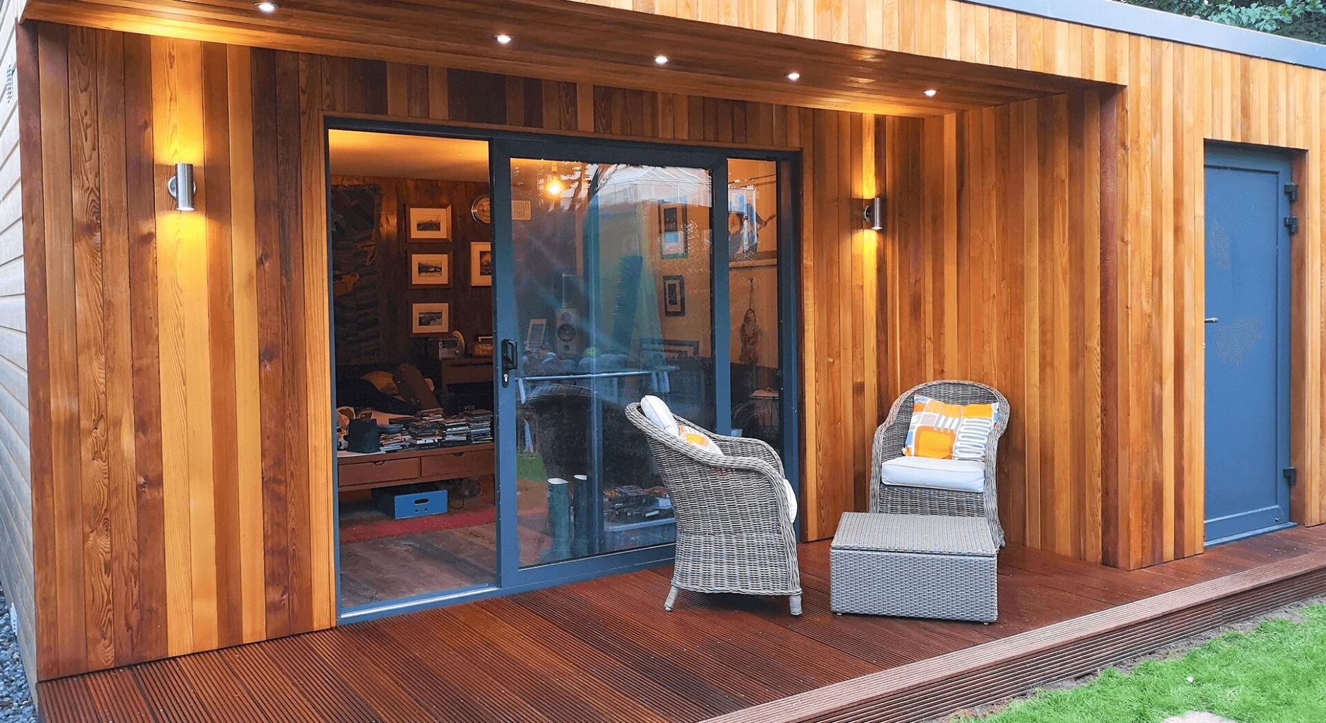 Bespoke Garden Rooms <small>in Hampshire, Berkshire, Surrey, Dorset & West Sussex</small>