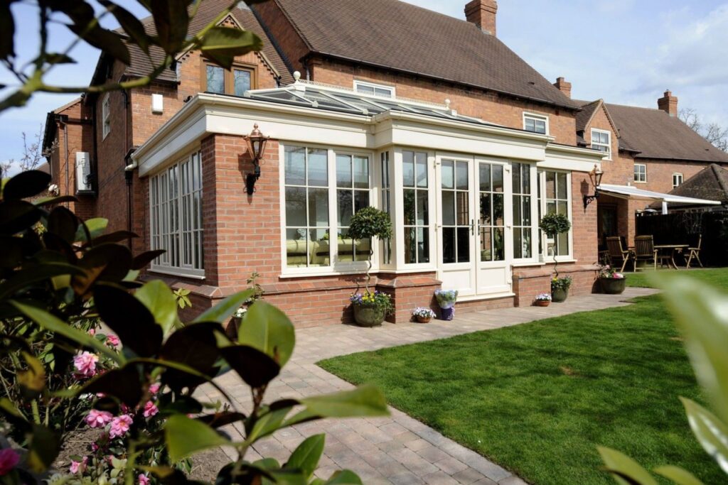 Builder for Orangery in Hampshire, Berkshire, Surrey, Dorset & West Sussex