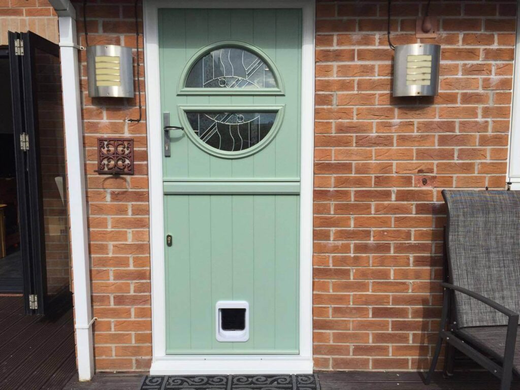 stable doors for houses in Hampshire, Berkshire, Surrey, Dorset & West Sussex