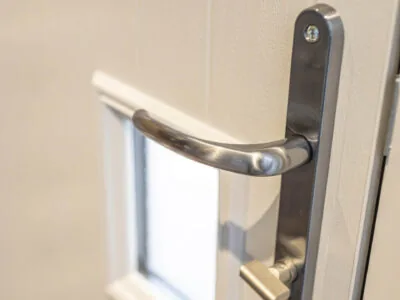Brackenwood-Door-Fitters-15-400×300-1