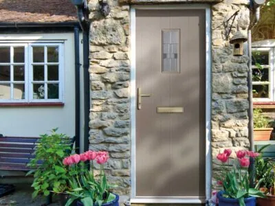 Brackenwood-Door-Fitters-4-400×300-1