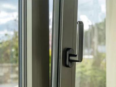 Tilt-and-Turn-Window-Fitters-400×300-1